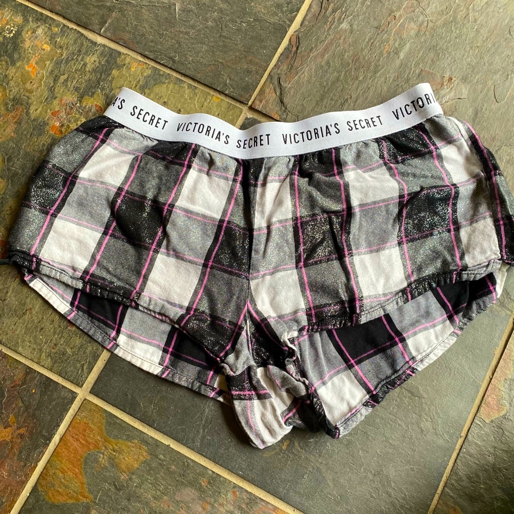 Victorias Secret Plaid Sleep Shorts EUC